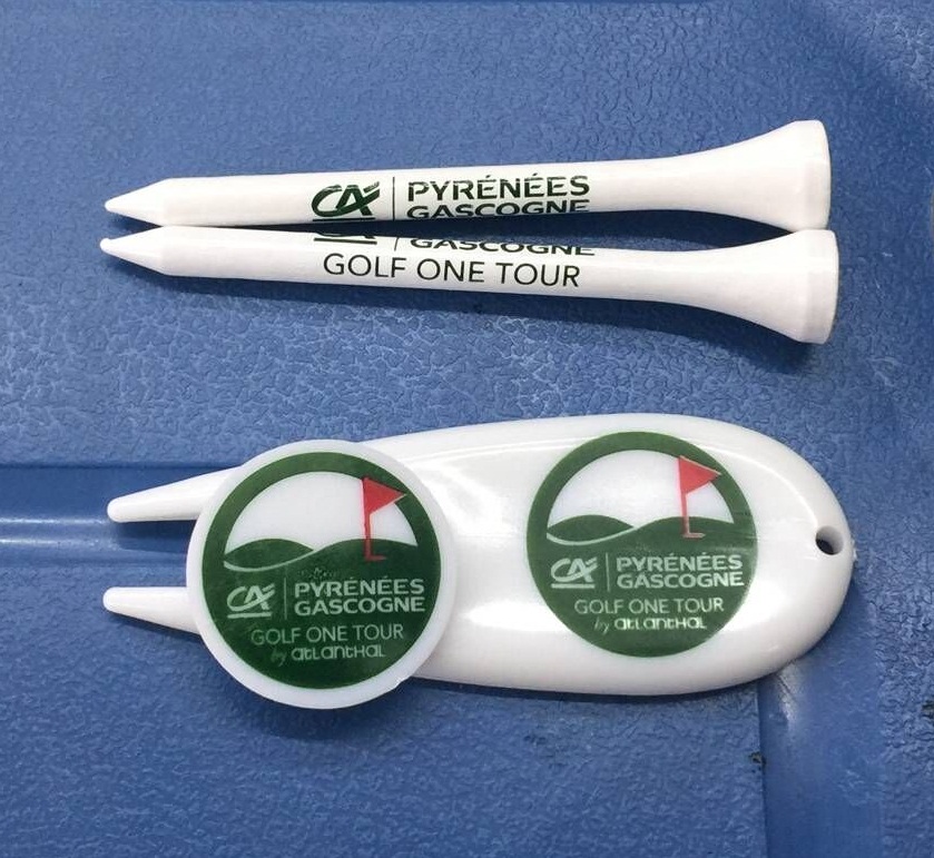 golf accessory set with unique logo